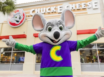 chuck e cheese mascot arrested in tallahassee for credit card fraud chuck e cheese mascot arrested in tallahassee for credit card fraud