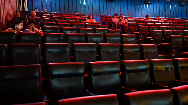 bollywood faces its biggest ever crisis as audiences move to streaming platforms bollywood faces its biggest ever crisis as audiences move to streaming platforms