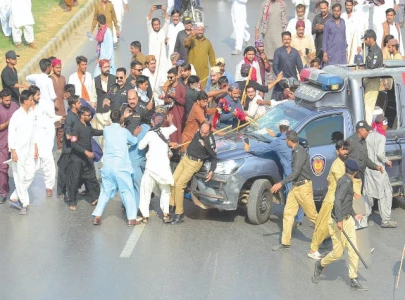 national highway blocked in protest against six canals