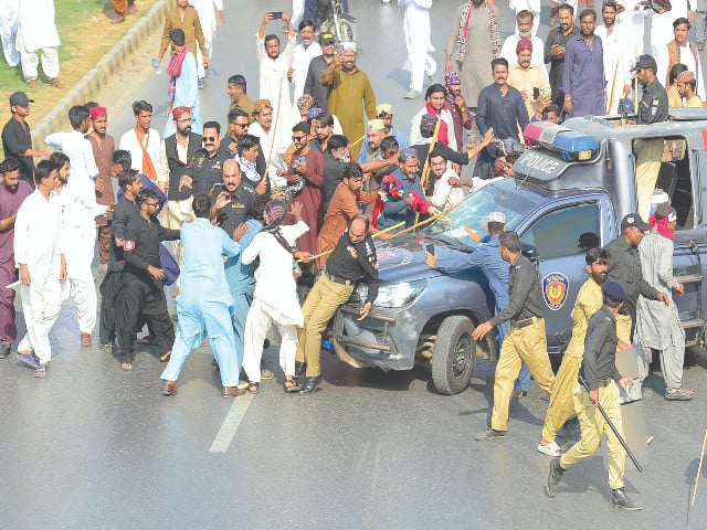 tensions run high as jeay sindh qaumi mahaz jsqm protesters clash with police at sharae faisal as they demonstrate against new canals on the indus river and anti people policies photo ppi