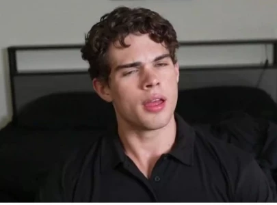 kick streamer clavicular slammed for injecting cosmetic peptides into underage girlfriend during stream kick streamer clavicular slammed for injecting cosmetic peptides into underage girlfriend during stream