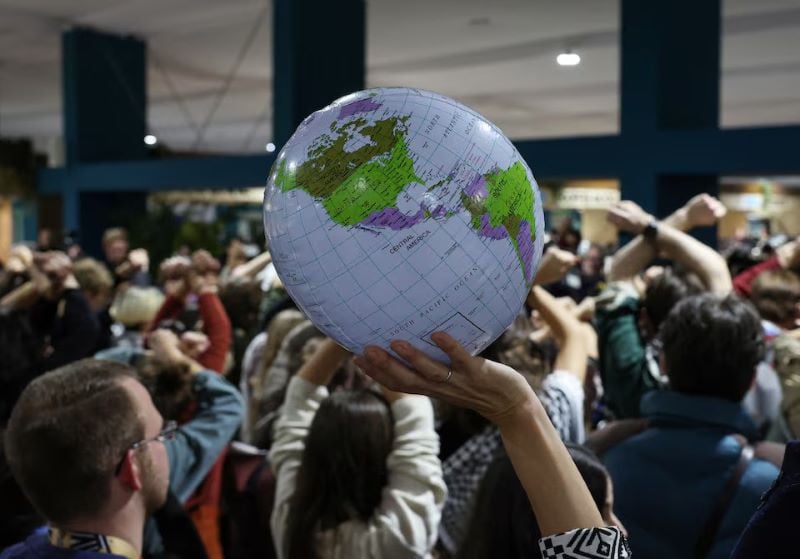 activists hold a silent protest against the draft agreement during the cop29 united nations climate change conference in baku azerbaijan november 22 2024 photo reuters