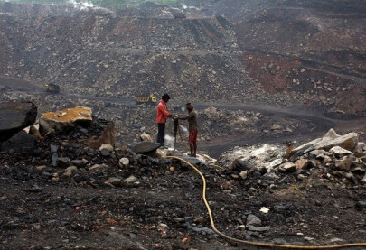 new delhi chief minister warns of power crisis as coal stocks decline new delhi chief minister warns of power crisis as coal stocks decline