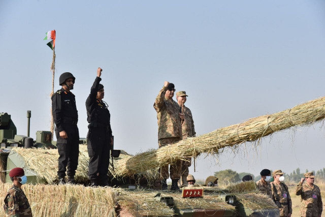 watch coas witnesses corps level military drills in kharian watch coas witnesses corps level military drills in kharian