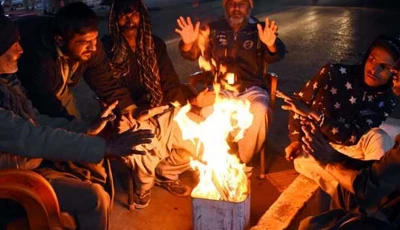 mercury expected to drop to 10 c in karachi amid strong winds