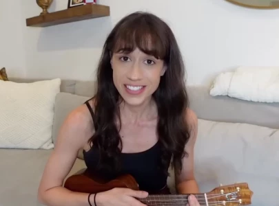colleen ballinger reflects on embarrassing ukulele response to grooming allegations