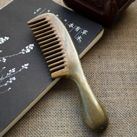 noorpur thal s fading wooden comb industry noorpur thal s fading wooden comb industry