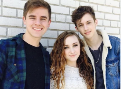 connor franta confirms past troye sivan relationship shares supportive message in new video connor franta confirms past troye sivan relationship shares supportive message in new video