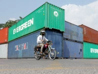 containers to stop pti march