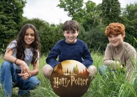 harry potter tv series confirmed for 10 year hbo max run with eight episode first season