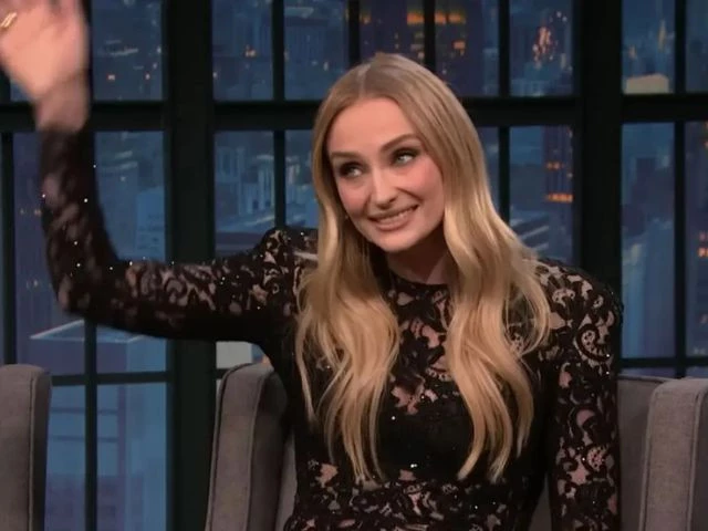 youtube late night with seth meyers