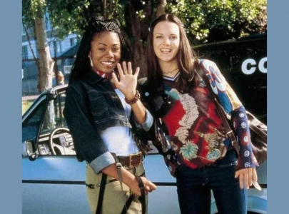 regina hall and anna faris return in wayans brothers scary movie reboot with miramax paramount