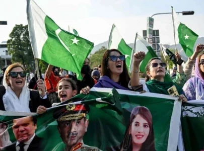 liaquat bagh echoes with patriotism