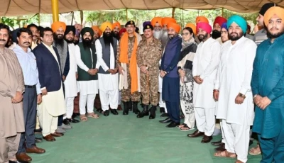 coas met with the flood affected sikh community of punjab photo ispr