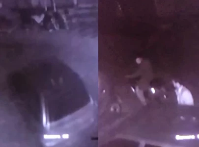 watch car stolen within seconds in karachi watch car stolen within seconds in karachi