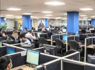 police officers accused of extortion robbing call centre in lahore police officers accused of extortion robbing call centre in lahore