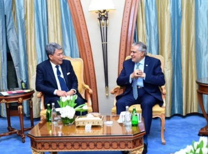 dar discusses middle east crisis with malaysian fm