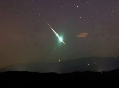 watch karachi skies light up with meteor shower watch karachi skies light up with meteor shower