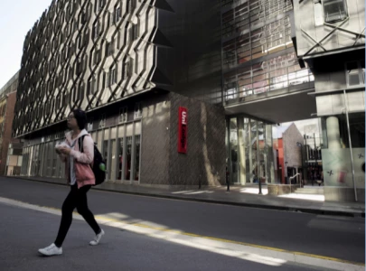 australia proposes a 2 000 student visa fee as part of election campaign