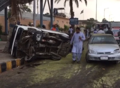one killed two injured in multi vehicle crash on karachi s shahrah e faisal one killed two injured in multi vehicle crash on karachi s shahrah e faisal