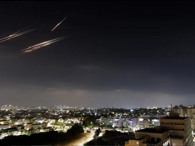 missiles launched from iran are intercepted as seen from the city of ashkelon israel june 13 reuters amir cohen missiles launched from iran are intercepted as seen from the city of ashkelon israel june 13 reuters amir cohen