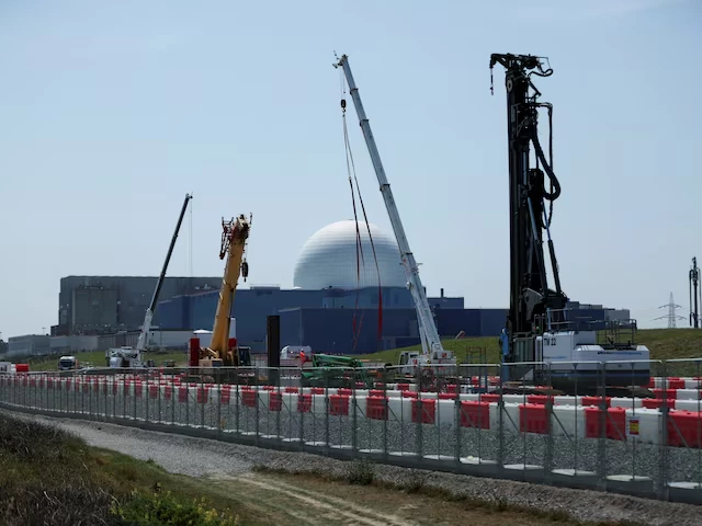 a view shows construction works on the site of the new sizewell c nuclear power plant currently being built next to sizewell b nuclear power plant in suffolk england june 11 2025 photo reuters a view shows construction works on the site of the new sizewell c nuclear power plant currently being built next to sizewell b nuclear power plant in suffolk england june 11 2025 photo reuters