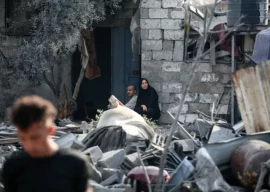 idf strikes kill 40 in gaza today including 10 near water point