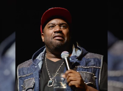 corey holcomb accused of punching cristina payne outside hollywood improv