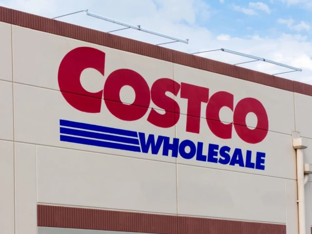 costco to raise hourly wages to over 30 for us store workers costco to raise hourly wages to over 30 for us store workers