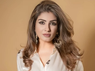 raveena tandon apologises to fans after selfie panic in london raveena tandon apologises to fans after selfie panic in london