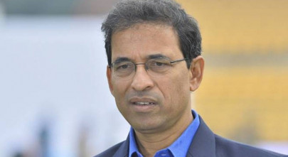 bhogle left frustrated by inexplicable pakistan performance in first test bhogle left frustrated by inexplicable pakistan performance in first test