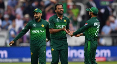 six pakistan players arrive in england will join squad after clearance from ecb six pakistan players arrive in england will join squad after clearance from ecb