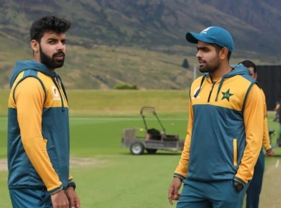 babar azam reveals his honest discussion with shadab khan