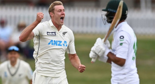 fawad rizwan s defiance in vain as new zealand win first test