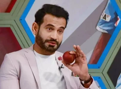 irfan pathan takes his frustration out on pakistan fans after india s defeat