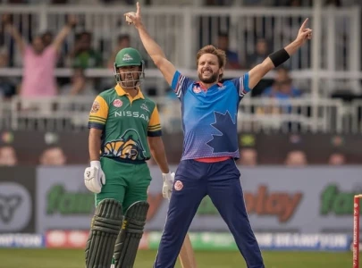 afridi still going strong takes wickets of rizwan and rassie in gt20 canada