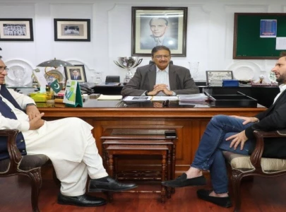 shahid afridi meets pcb chief zaka ashraf shahid afridi meets pcb chief zaka ashraf