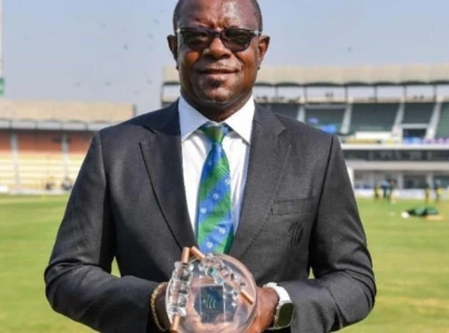 richie richardson hits milestone as referee in pakistan england test richie richardson hits milestone as referee in pakistan england test