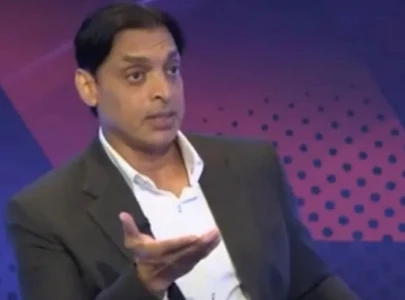 shoaib akhtar loses temper on live television after pakistan s defeat to england