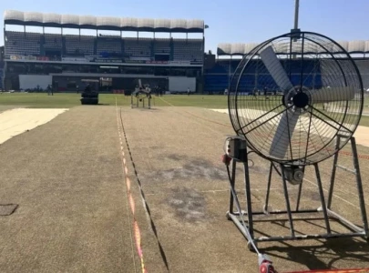 pak vs eng pakistan sticks with same multan pitch for second england test pak vs eng pakistan sticks with same multan pitch for second england test