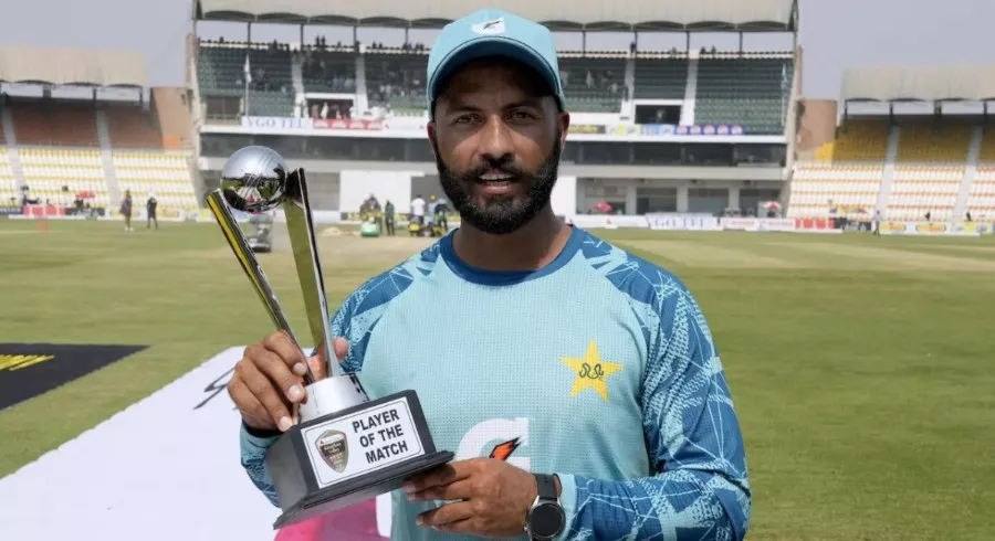 sajid khan outshines babar and shaheen in player of the match title sajid khan outshines babar and shaheen in player of the match title