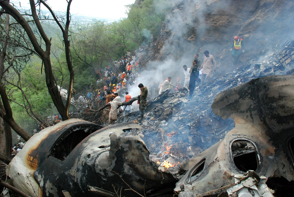 no survivors in airblue plane crash