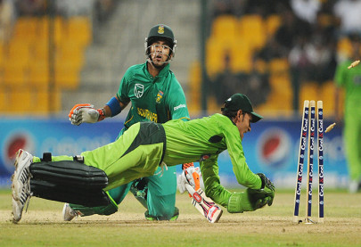 sa beat pakistan by 6 wickets