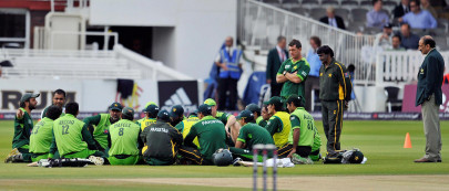 amidst the drama the second odi begins