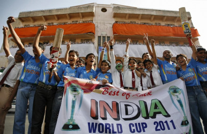 fever pitch atmosphere for world cup final