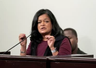 us rep pramila jayapal d wa speaks to boeing workers during a rally held by the international association of machinists and aerospace workers district 751 at a union hall during an ongoing strike in seattle washington us october 15 2024 reuters