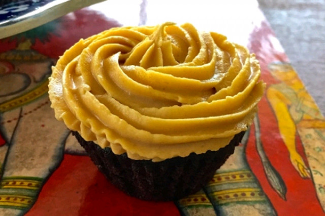 mi6 offers terrorists cupcakes not bombs mi6 offers terrorists cupcakes not bombs