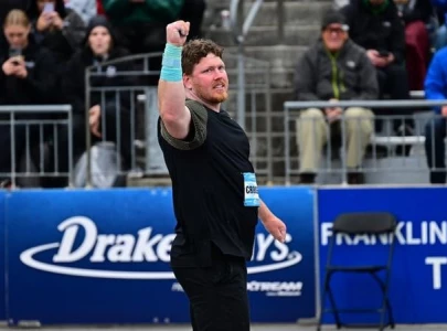 crouser ealey capture drake titles