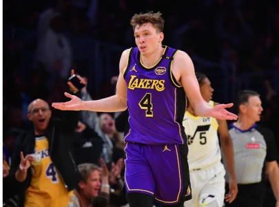 dalton knecht s standout performance rookie ties 3 point record in lakers 124 118 win over jazz