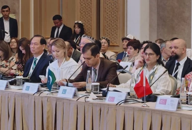 the pakistani delegation comprised dr shazia anwer cheema and vikas kumar who presented their scientific papers while ch hamid mahmood and agha iqrar haroon participated in the international forum discussion photo dnd com pk